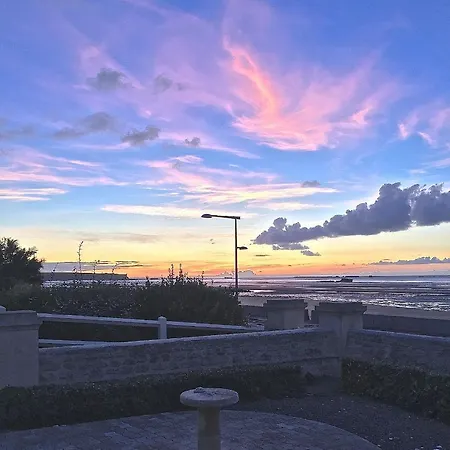 Lumineuse En Front De - Gold * Asnelles