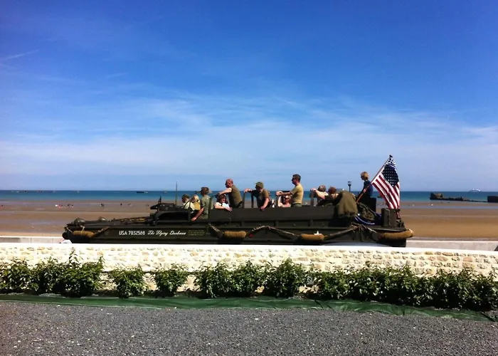 Lumineuse En Front De - Gold Villa